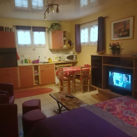 Maison Montricher-le-Bochet Extérieur photo
